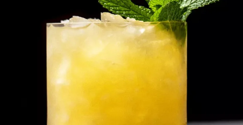 Yellow Smash cocktail